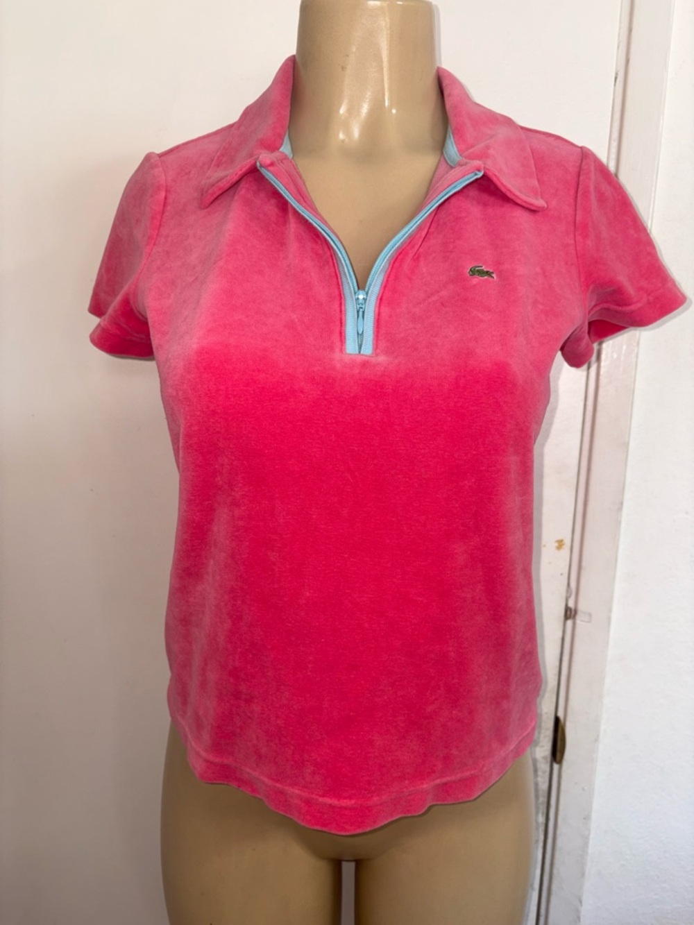 Lacoste Women’s Valour Pink Half Zip Short Sleeve Top Size 40